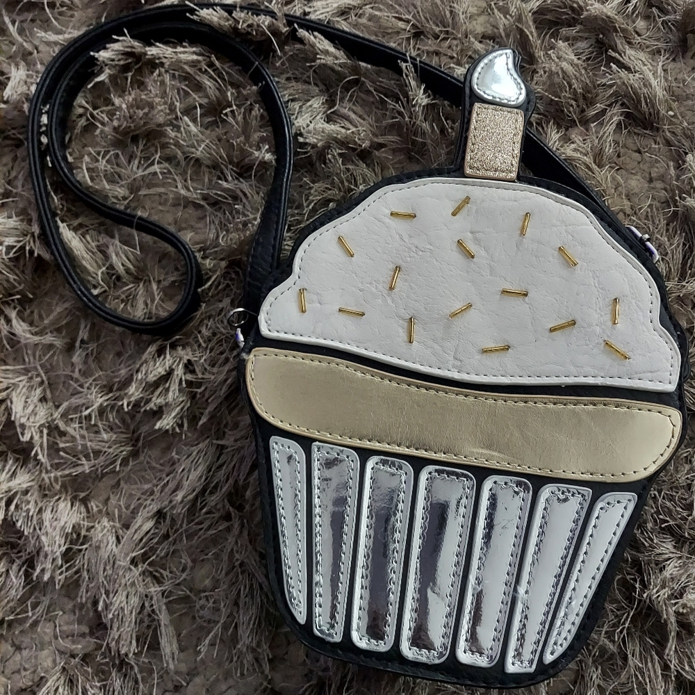 Girl Cupcake Purse